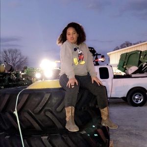 Meet your Posher, Gabby